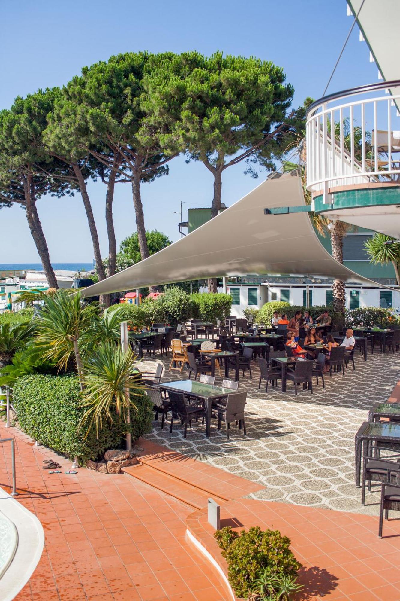 Hotel Gabriella 3*