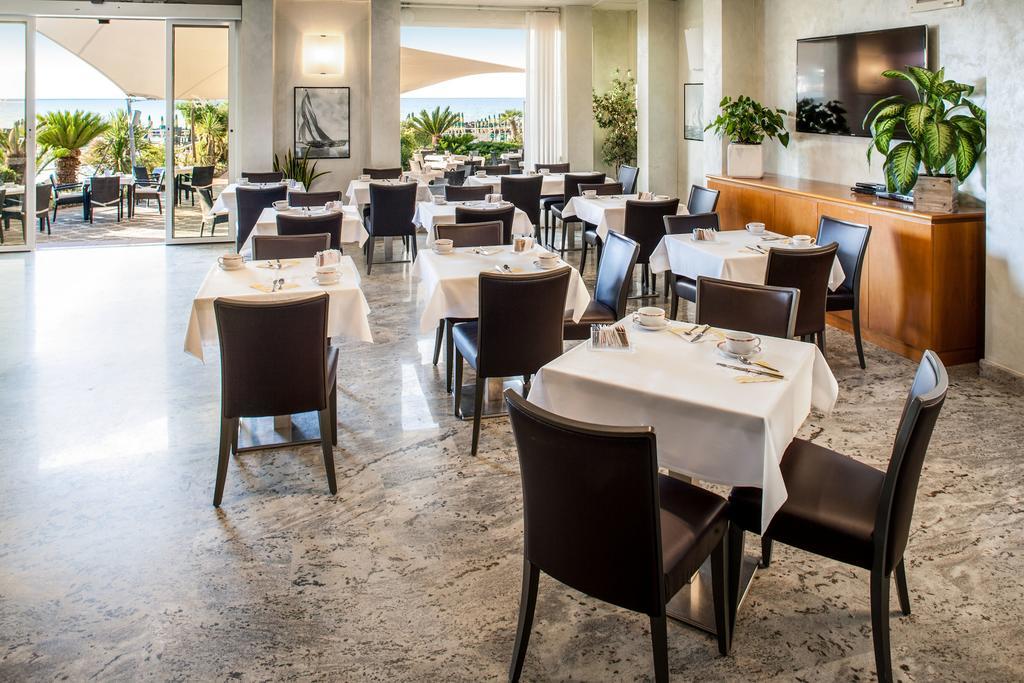 Hotel Gabriella 3*